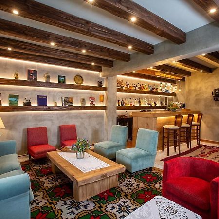 La Noi Guesthouse Samarina Ngoại thất bức ảnh