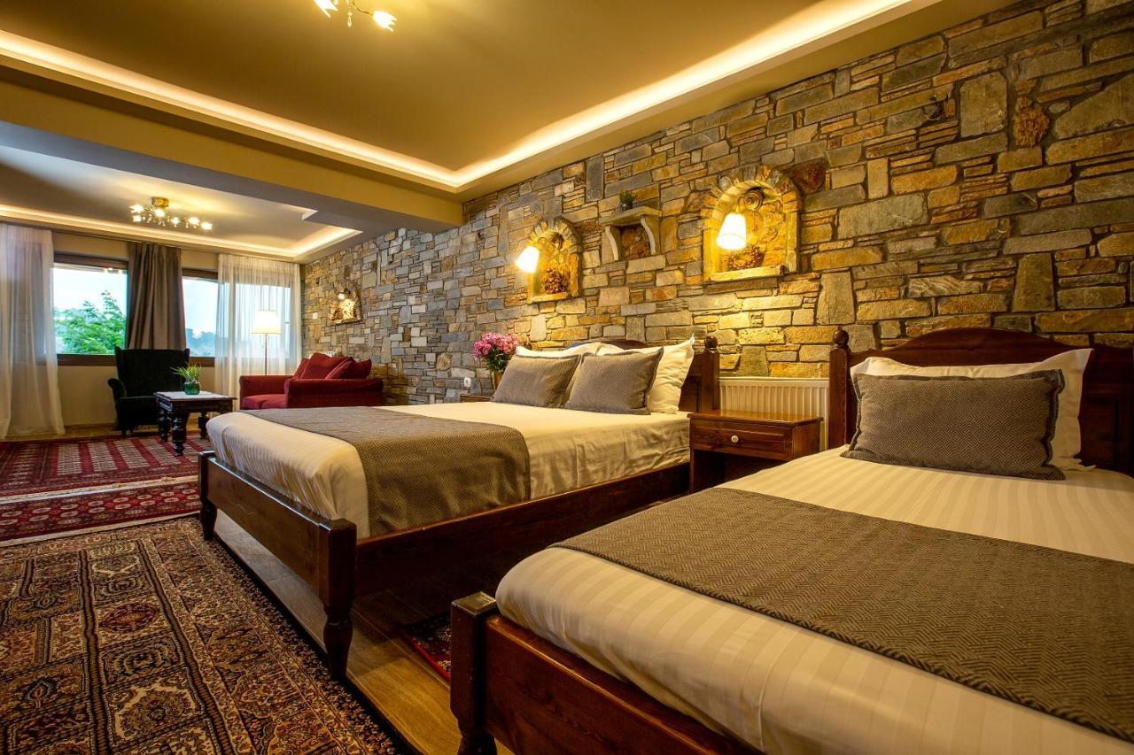 La Noi Guesthouse Samarina Ngoại thất bức ảnh