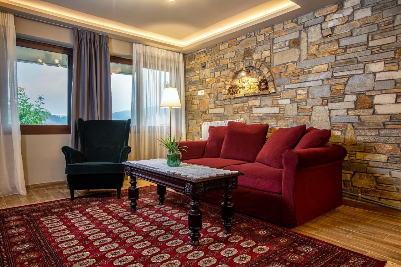 La Noi Guesthouse Samarina Ngoại thất bức ảnh
