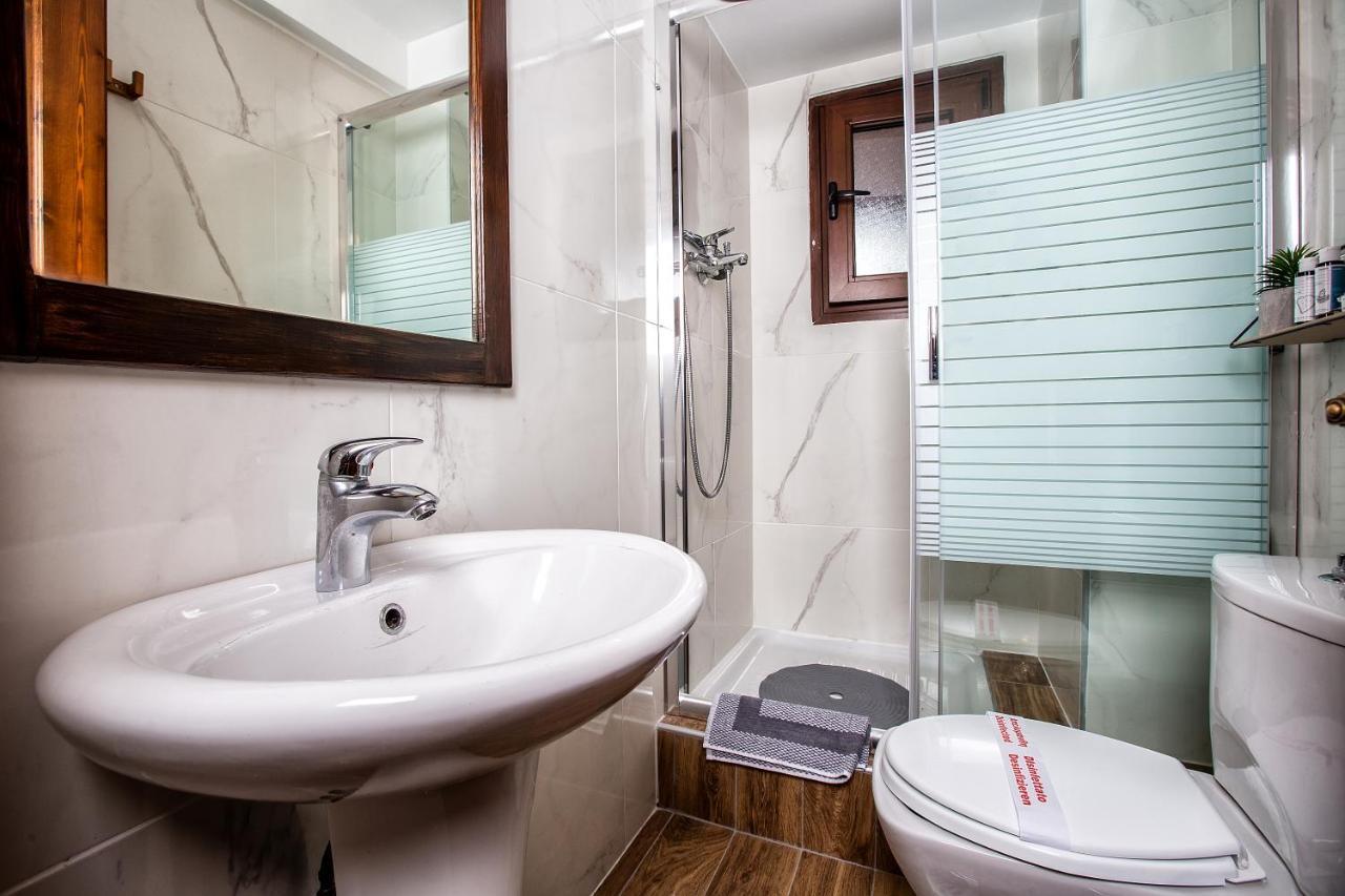 La Noi Guesthouse Samarina Ngoại thất bức ảnh