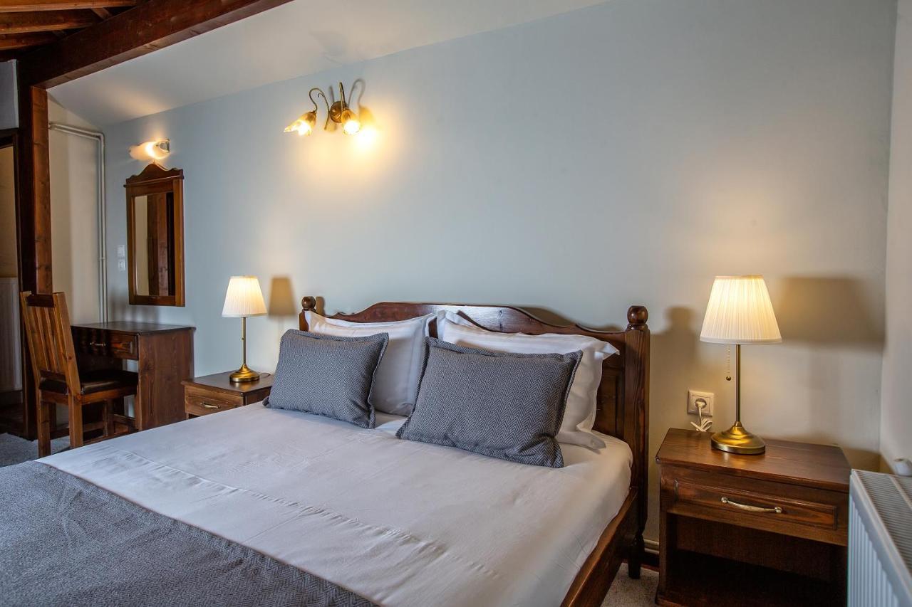 La Noi Guesthouse Samarina Ngoại thất bức ảnh