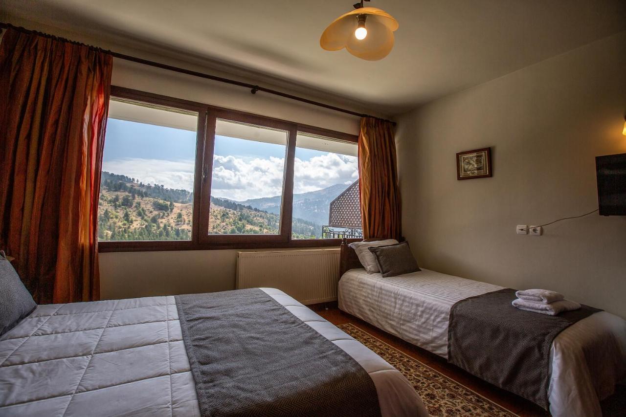 La Noi Guesthouse Samarina Ngoại thất bức ảnh