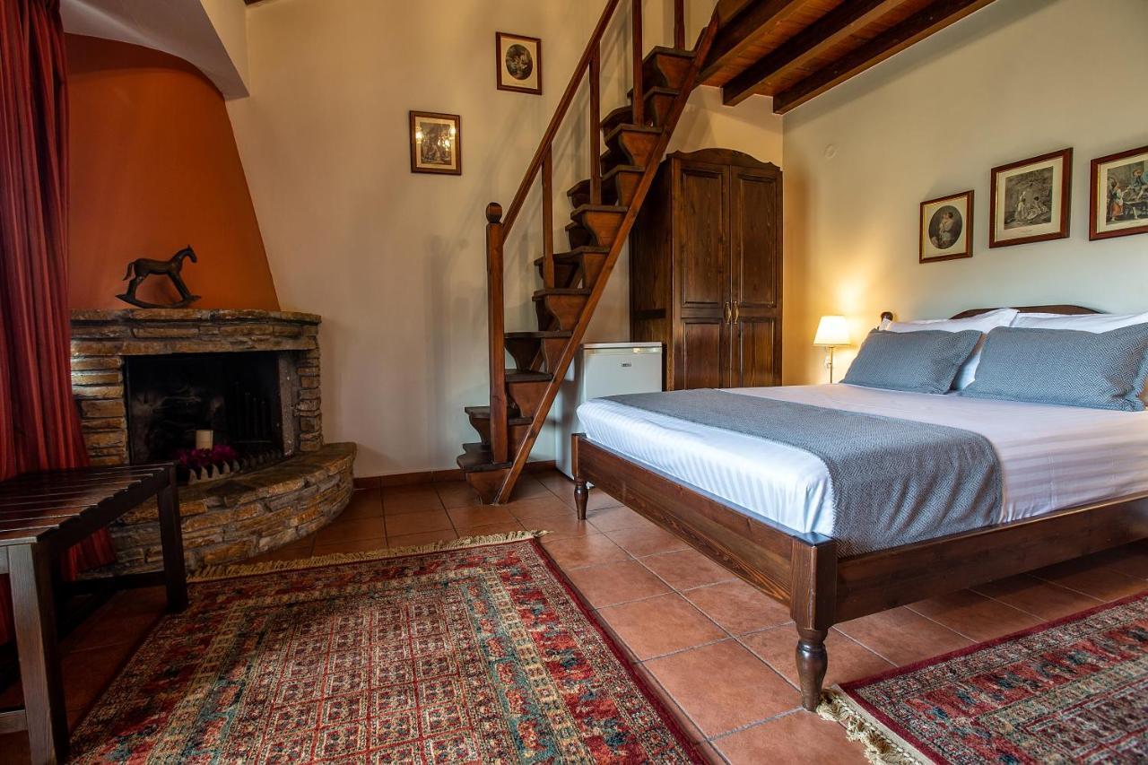 La Noi Guesthouse Samarina Ngoại thất bức ảnh