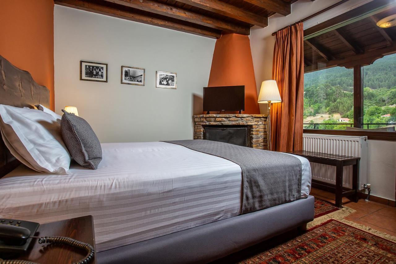 La Noi Guesthouse Samarina Ngoại thất bức ảnh