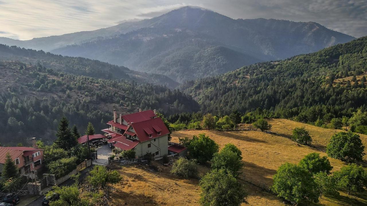 La Noi Guesthouse Samarina Ngoại thất bức ảnh