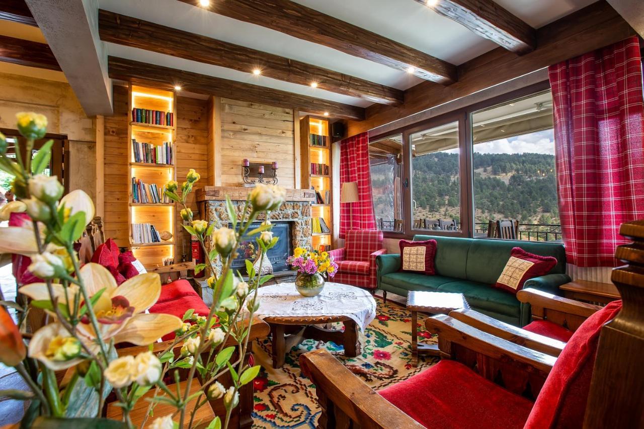 La Noi Guesthouse Samarina Ngoại thất bức ảnh