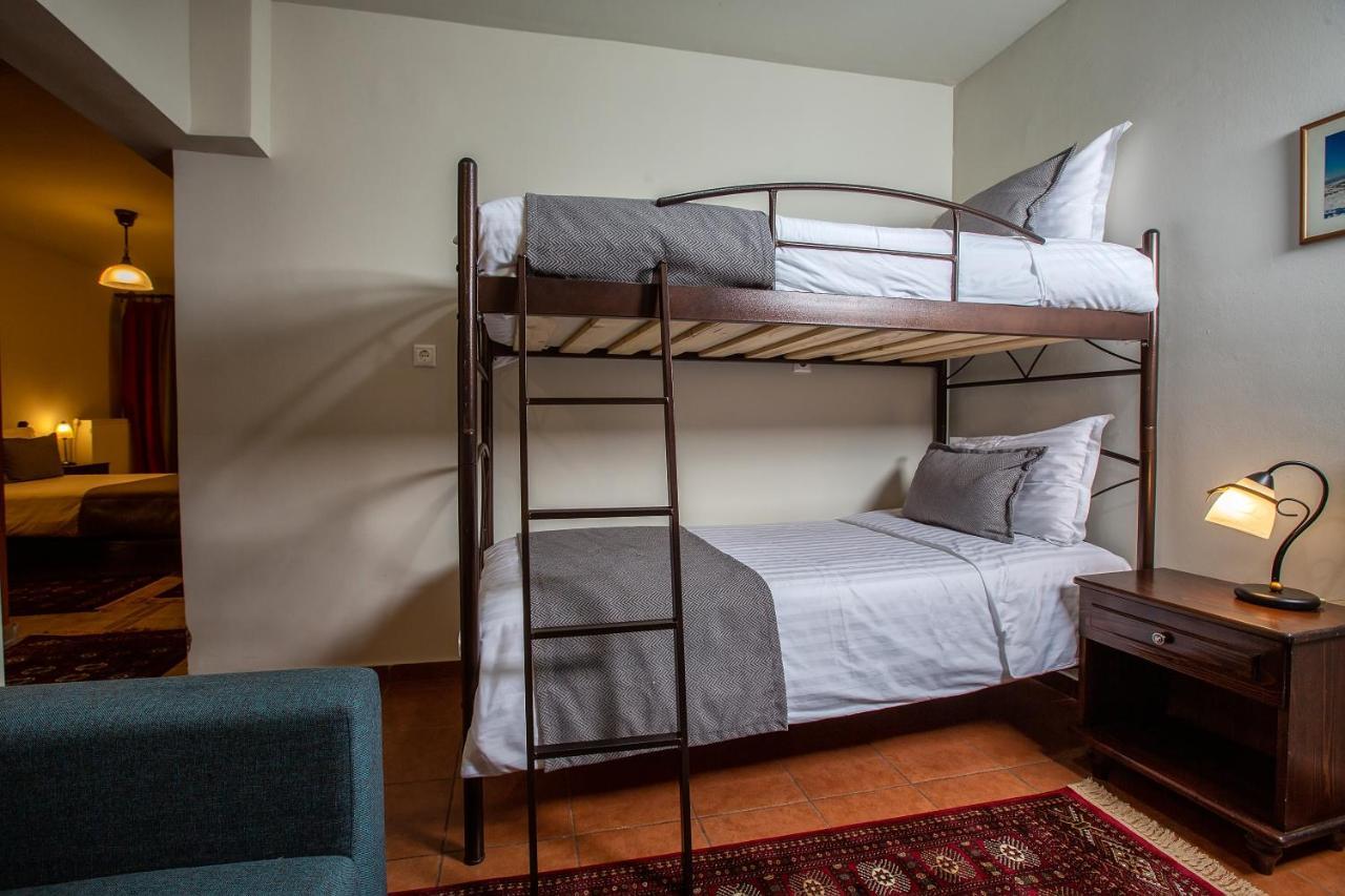 La Noi Guesthouse Samarina Ngoại thất bức ảnh
