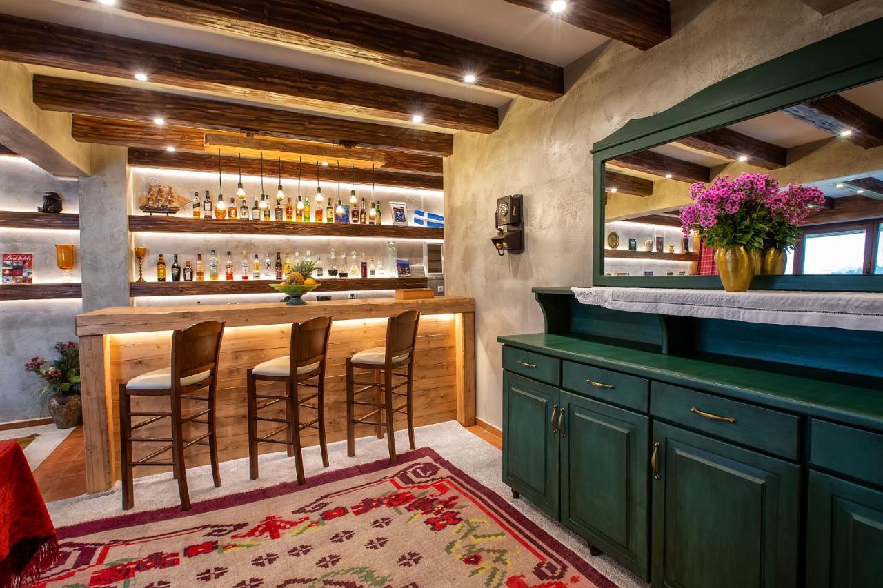 La Noi Guesthouse Samarina Ngoại thất bức ảnh