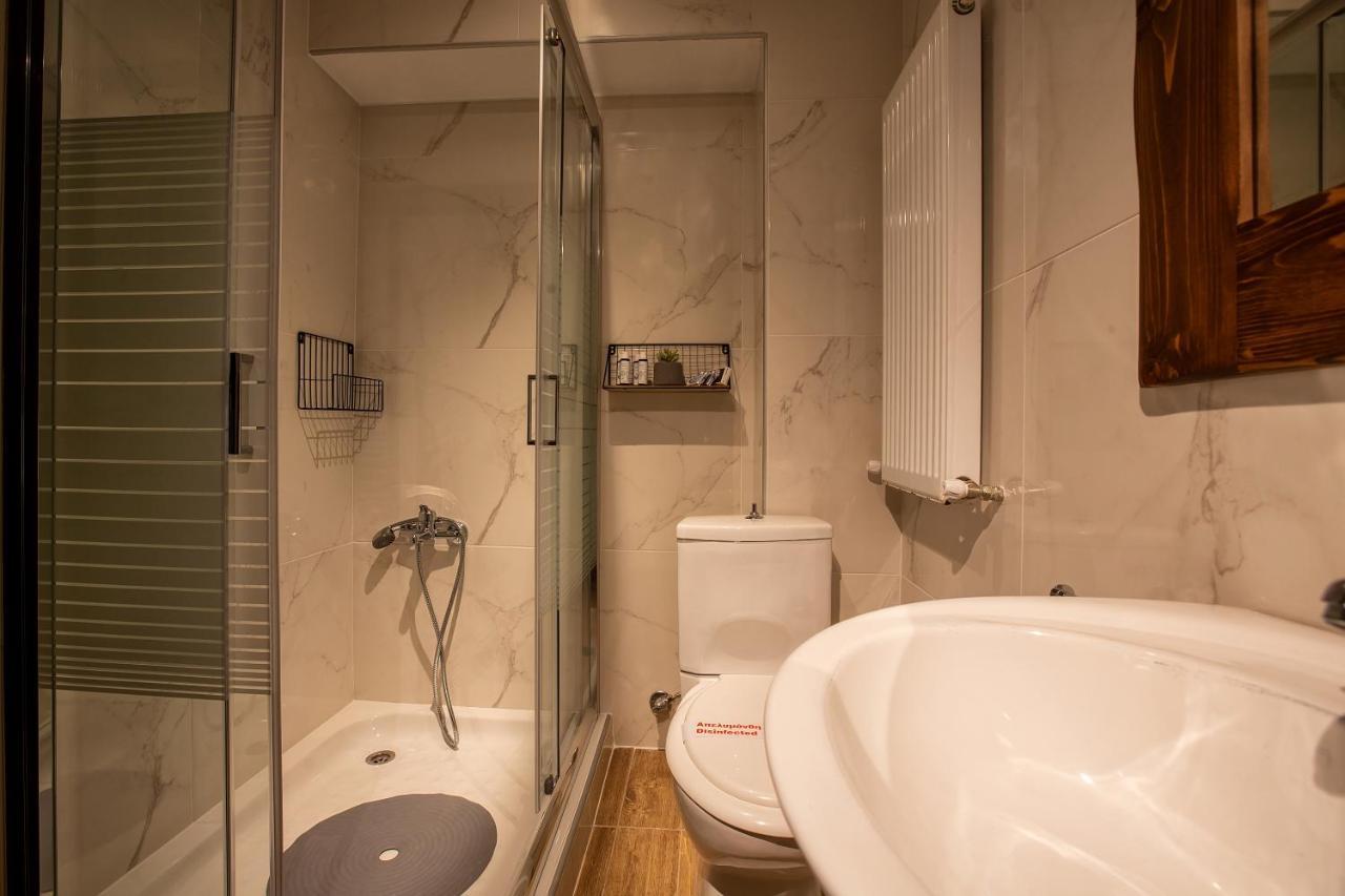 La Noi Guesthouse Samarina Ngoại thất bức ảnh